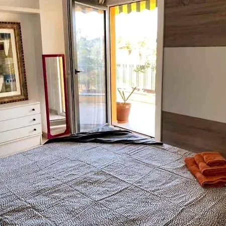 2 Bedroom By A Park *
