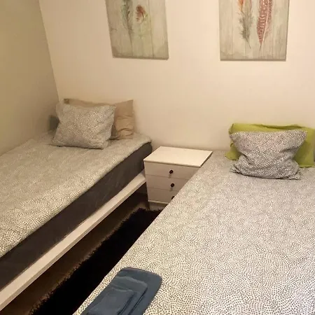 2 Bedroom By A Park Lägenhet Costa Del Silencio