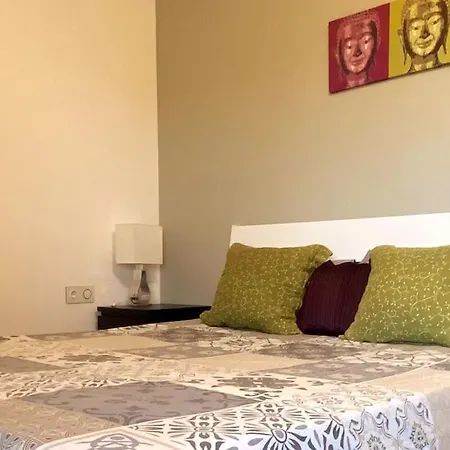 2 Bedroom By A Park Apartamento *
